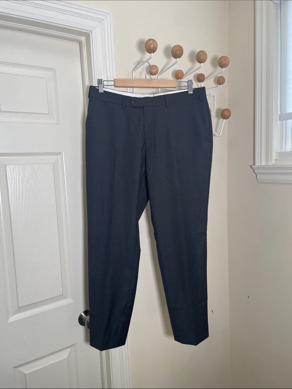 Suitsupply Classic Wool Dress Pants - Modern Tailored Cut - Dark Grey 33 x 27